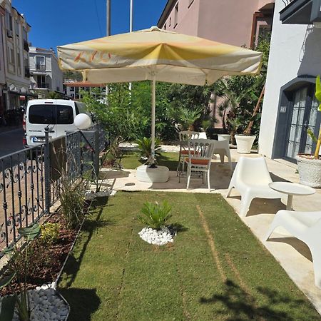 Marina Sahil Hotel Çeşme Exteriör bild