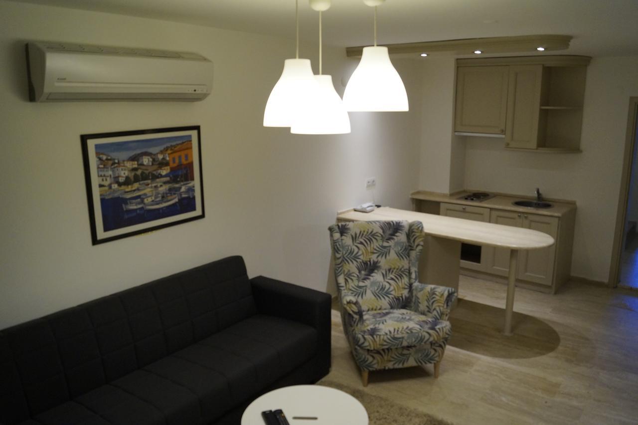 Marina Sahil Hotel Çeşme Exteriör bild
